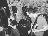0000591_S image Radium Grrrls - No Violence